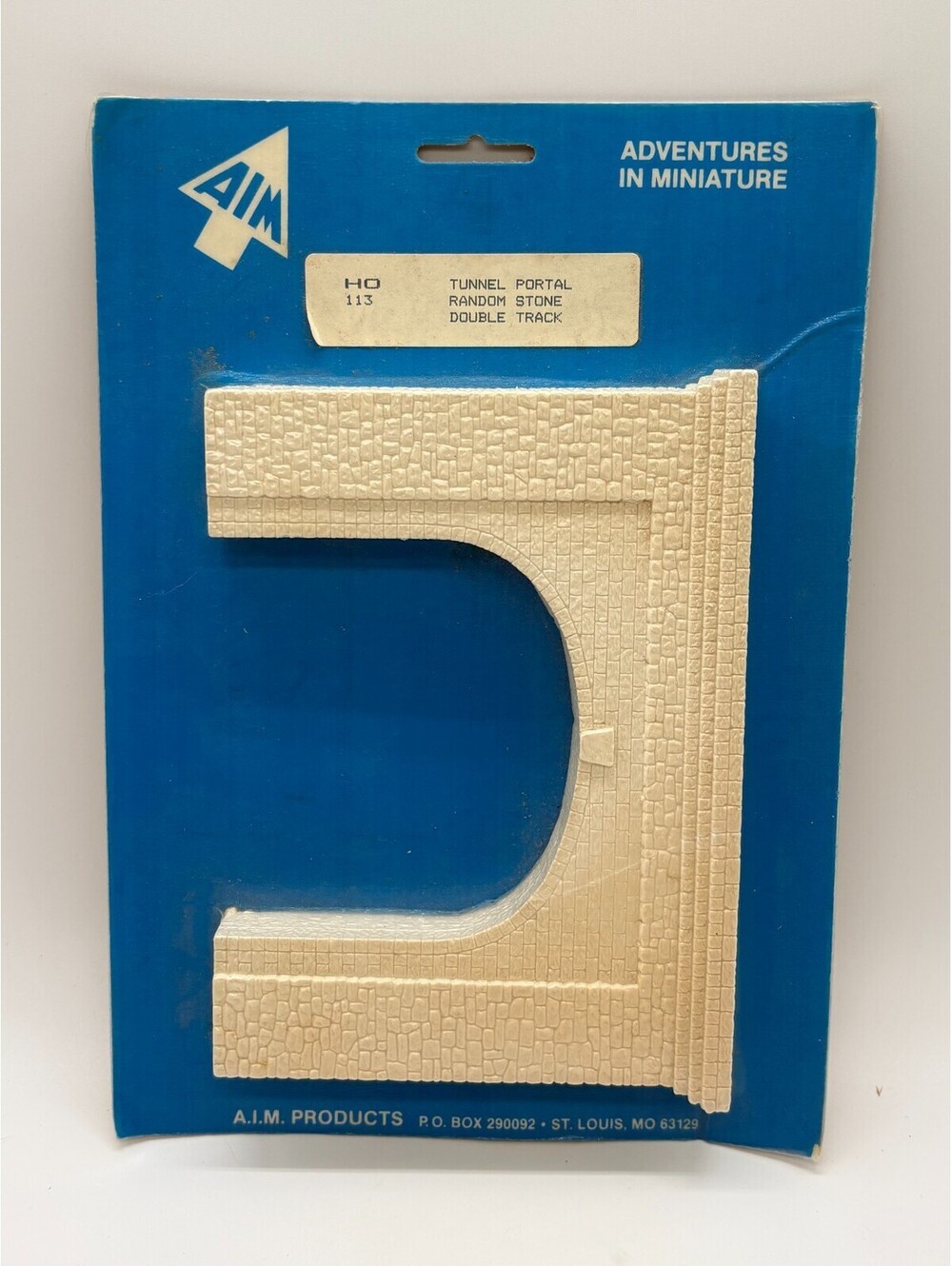 A.I.M. Products #113 HO Random Stone Double Track Tunnel Portal NOS